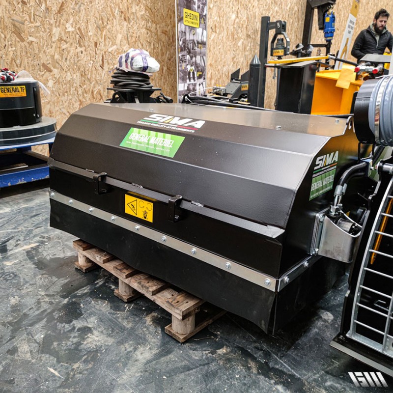 Balayeuse--ramasseuse SIMA