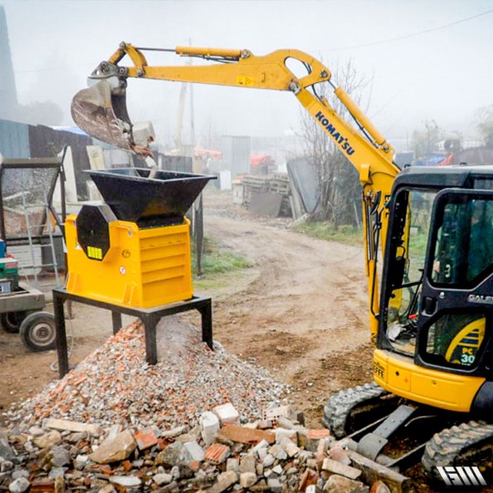 Mini Concasseur Mobile à Mâchoires Avec Convoyeur - Pour Granit, Basalte, Béton - Idéal Chantiers Construction BTP