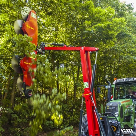 Accessoire pour pelle permet de tailler végétaux et arbres