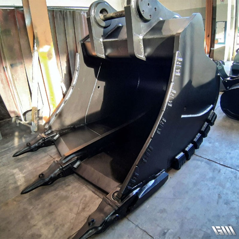 Godet ripper pour le déroctage
