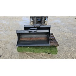 Lot de godet de curage fixe CANGINIBENNE SP40 en largeur 1000 et 1200mm attache CR30 ET CR40