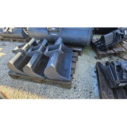 Lot de godet de curage fixe CANGINIBENNE SP30 en largeur 800 et 1000mm attache CR15