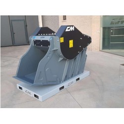 Location Godet concasseur CBF70 pelle 18-25T SANS PORTEURS